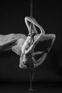 Vertical Ballerina
